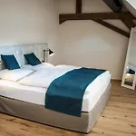Baumgartners Dreiseithof - Historisch, Modern, Zentral *