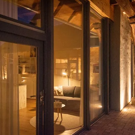 아파트 Baumgartners Dreiseithof - Historisch, Modern, Zentral