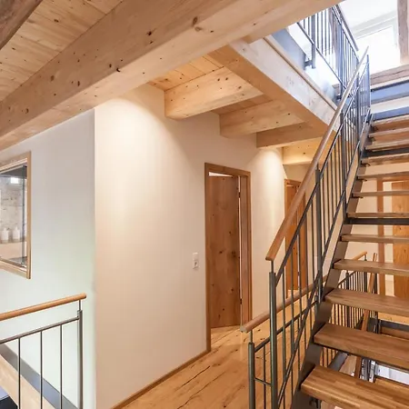 Baumgartners Dreiseithof - Historisch, Modern, Zentral *