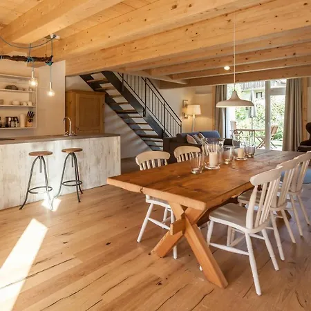 Baumgartners Dreiseithof - Historisch, Modern, Zentral 바트크로찡엔