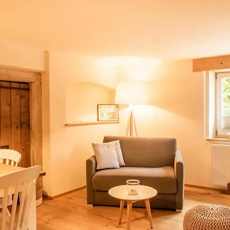 아파트 Baumgartners Dreiseithof - Historisch, Modern, Zentral