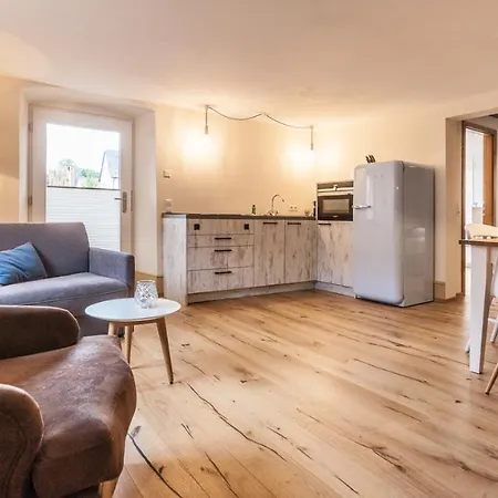 Baumgartners Dreiseithof - Historisch, Modern, Zentral 아파트 *