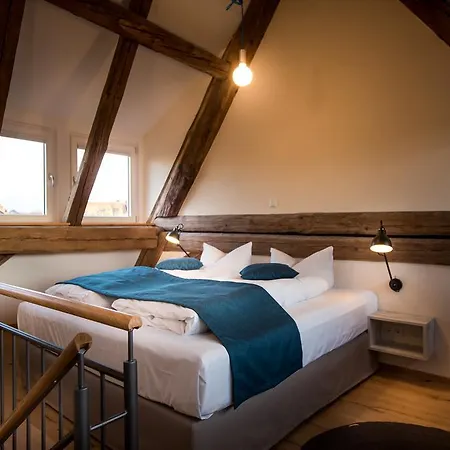 Baumgartners Dreiseithof - Historisch, Modern, Zentral 아파트