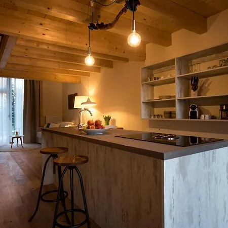 Baumgartners Dreiseithof - Historisch, Modern, Zentral 바트크로찡엔